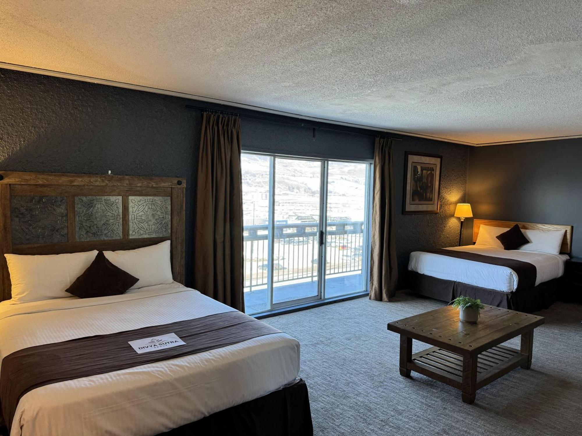 Divya Sutra Plaza And Conference Centre, Vernon, Bc Vernon